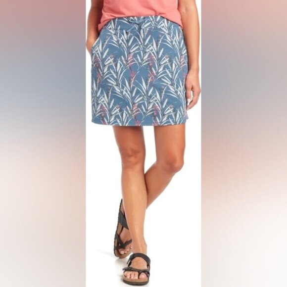 Kuhl Dresses & Skirts - Kuhl Leaf Print Mini Skirt Size XL